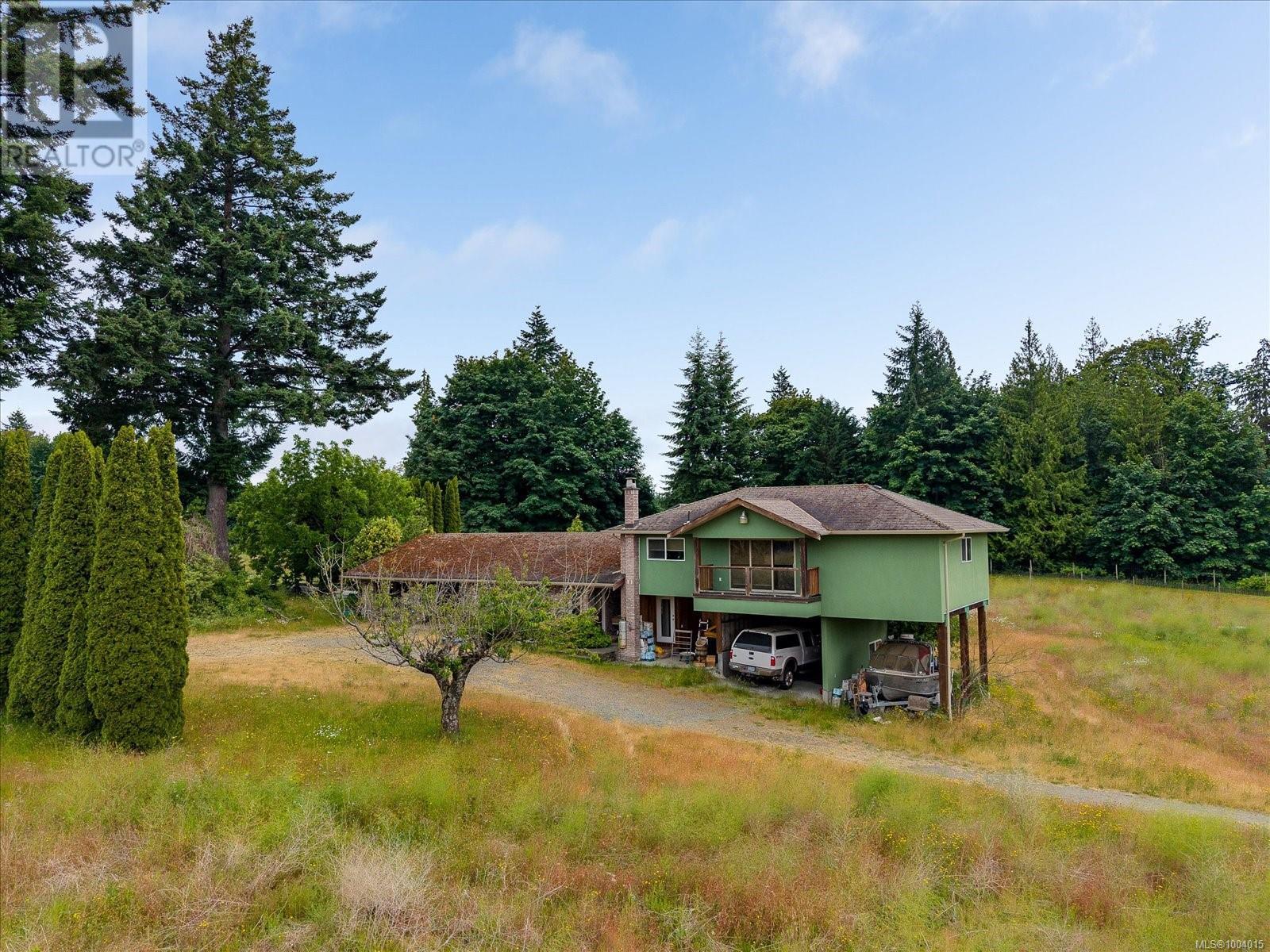 1550 Robson Ln SW, Cowichan Bay, BC V0R 1N1