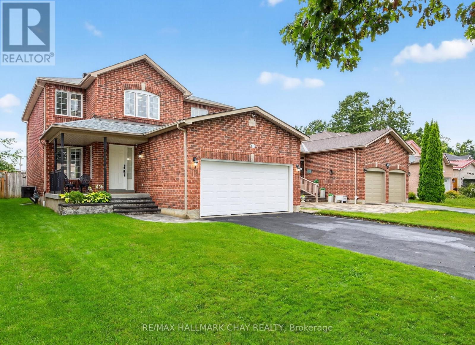171 Brucker Rd, Barrie, ON L4N 8R8