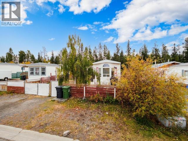 89 Sandpiper Dr, Whitehorse, YT Y1A 5T3