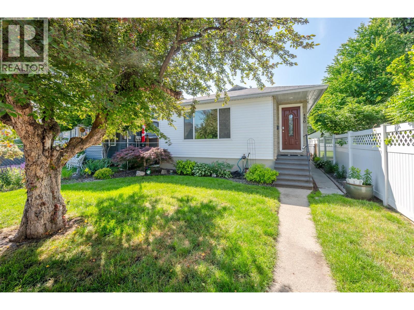 480 Orchard Ave, Penticton, BC V2A 1Y2