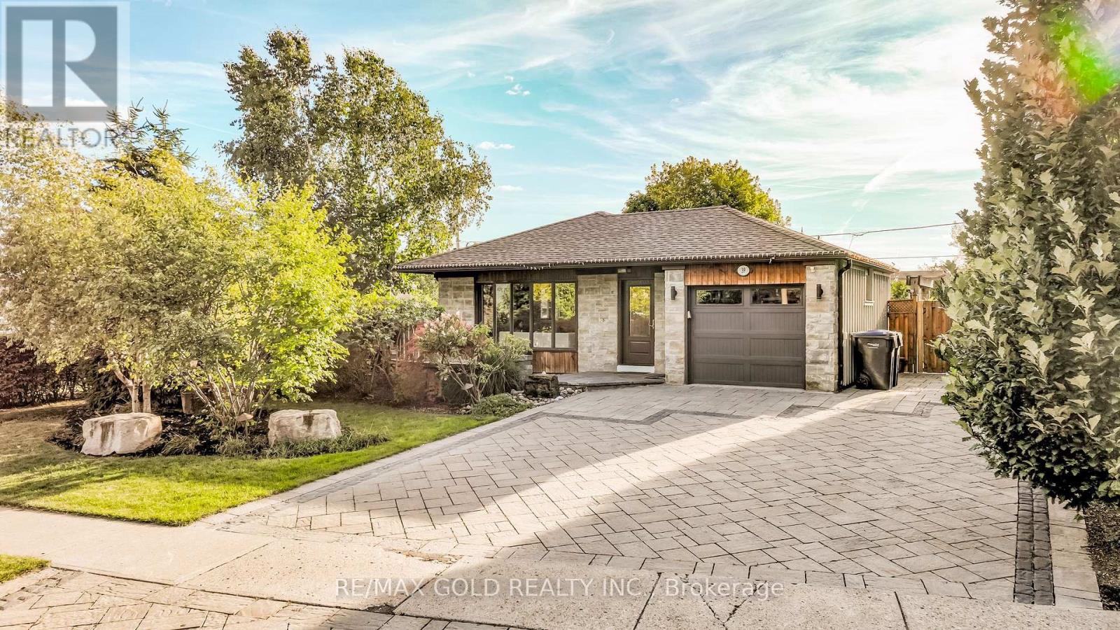 39 Ascot Ave, Brampton, ON L6T 2P3