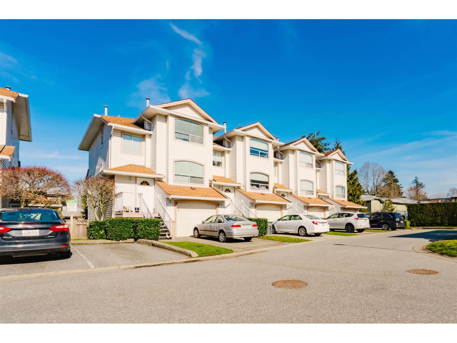 7140 132 Street Unit 9, Surrey, BC V3W 1J5