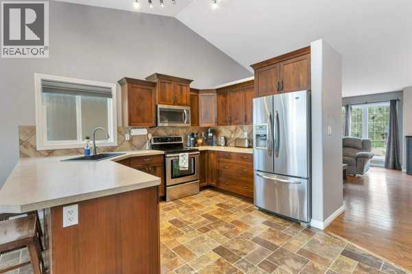 13 Coleman Cres, Blackfalds, AB T4M 0C7