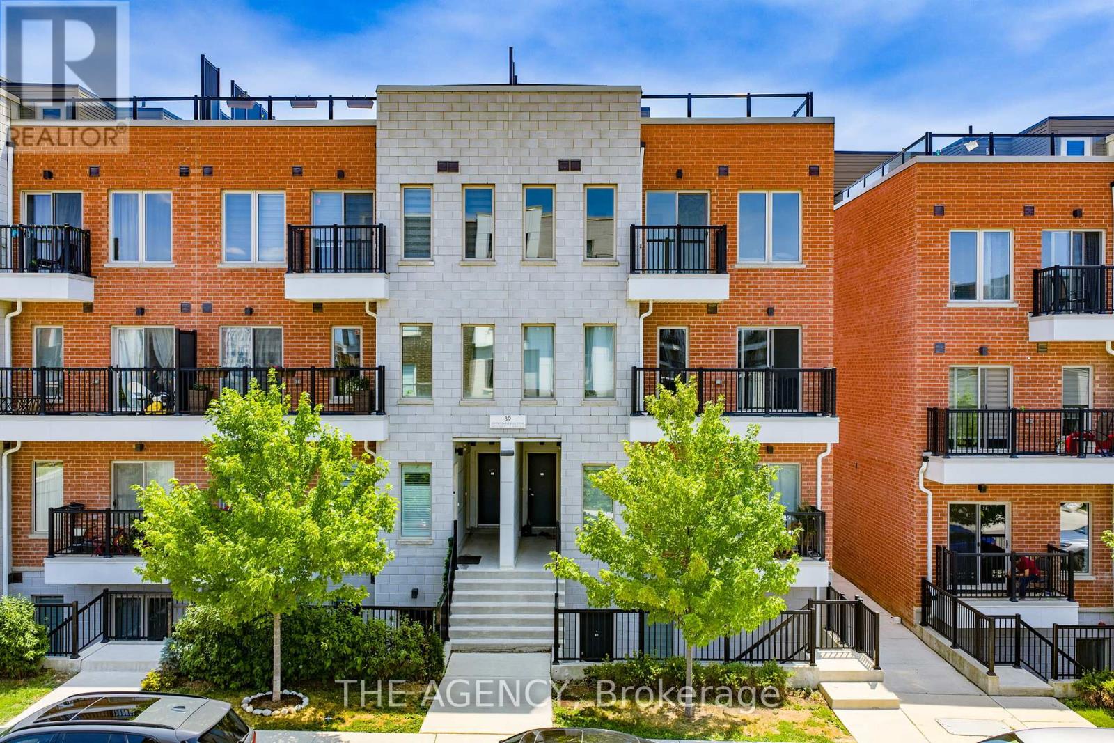 14 39 John Perkins Bull Dr, Toronto, ON M3K 0C3