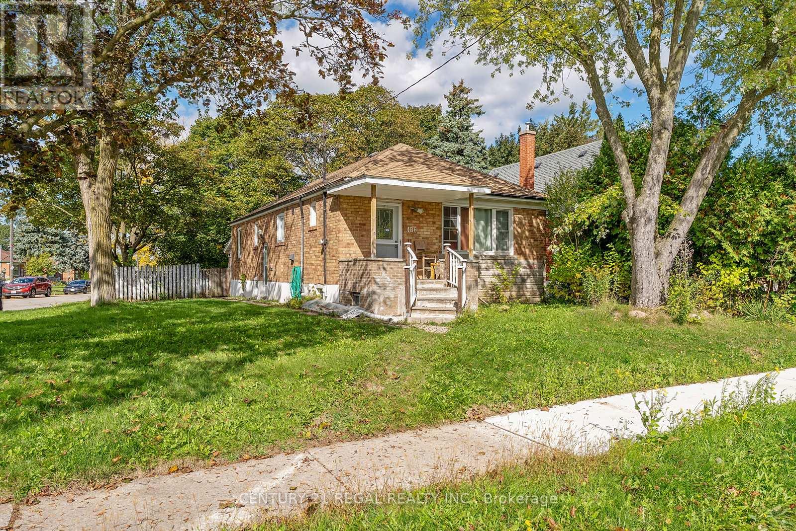 106 Flora Dr, Toronto Dorset Park, ON M1P 1A8