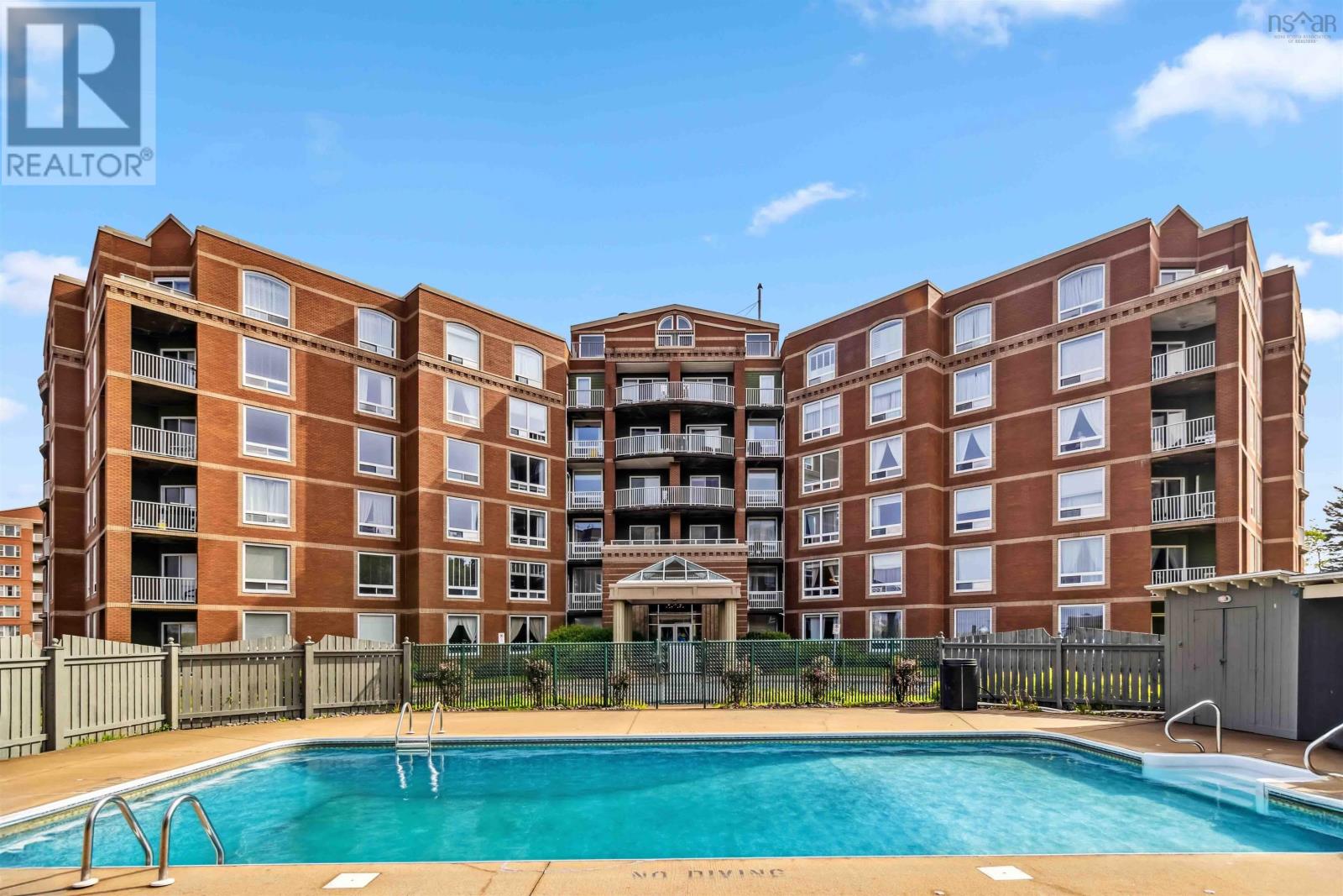 10 Regency Park Drive Unit 102, Halifax, NS B3L 3G5