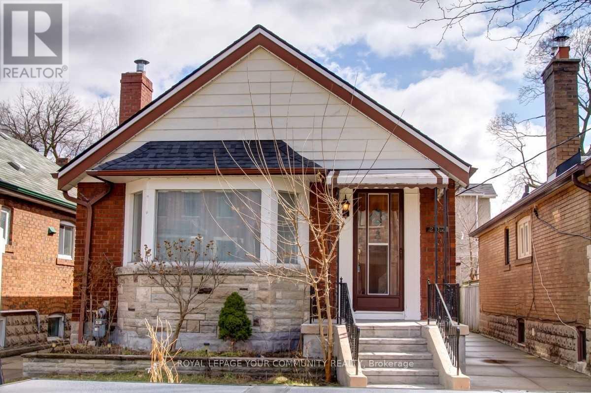 203 Woodycrest Ave, Toronto Danforth Village-east York, ON M4J 3C4