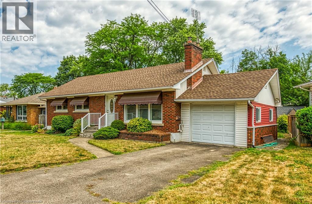 25 Elm Ridge Dr, St. Catharines, ON L2T 2A7