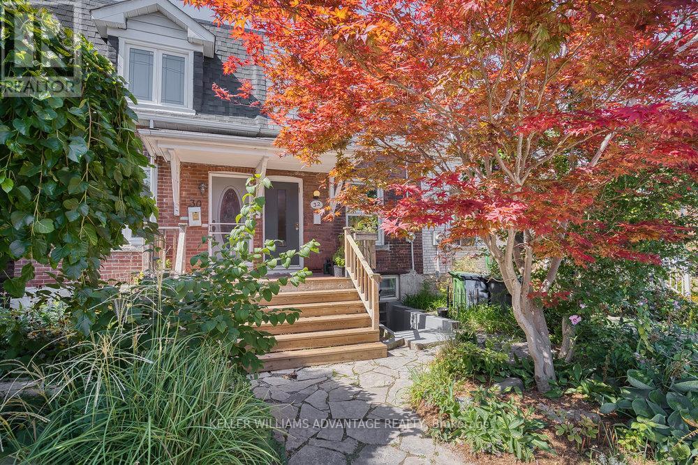 32 Bartlett Ave, Toronto, ON M6H 3E6
