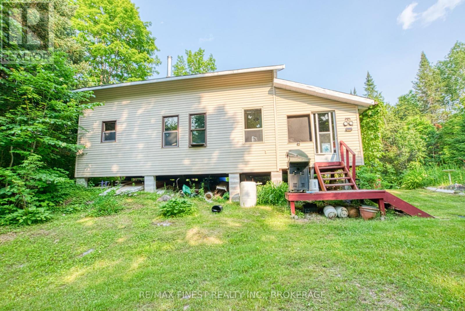 E 1/2 Lot 22 Concession 9 Palmerston, North Frontenac Frontenac North, ON K0H 2J0