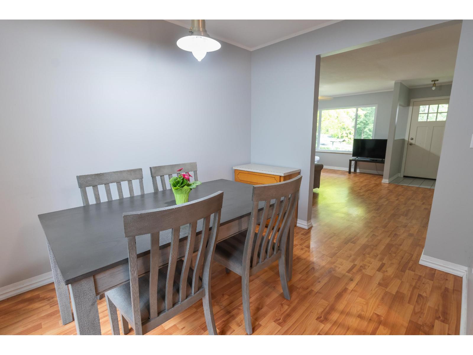 8061 Caribou St, Mission, BC V2V 5R1