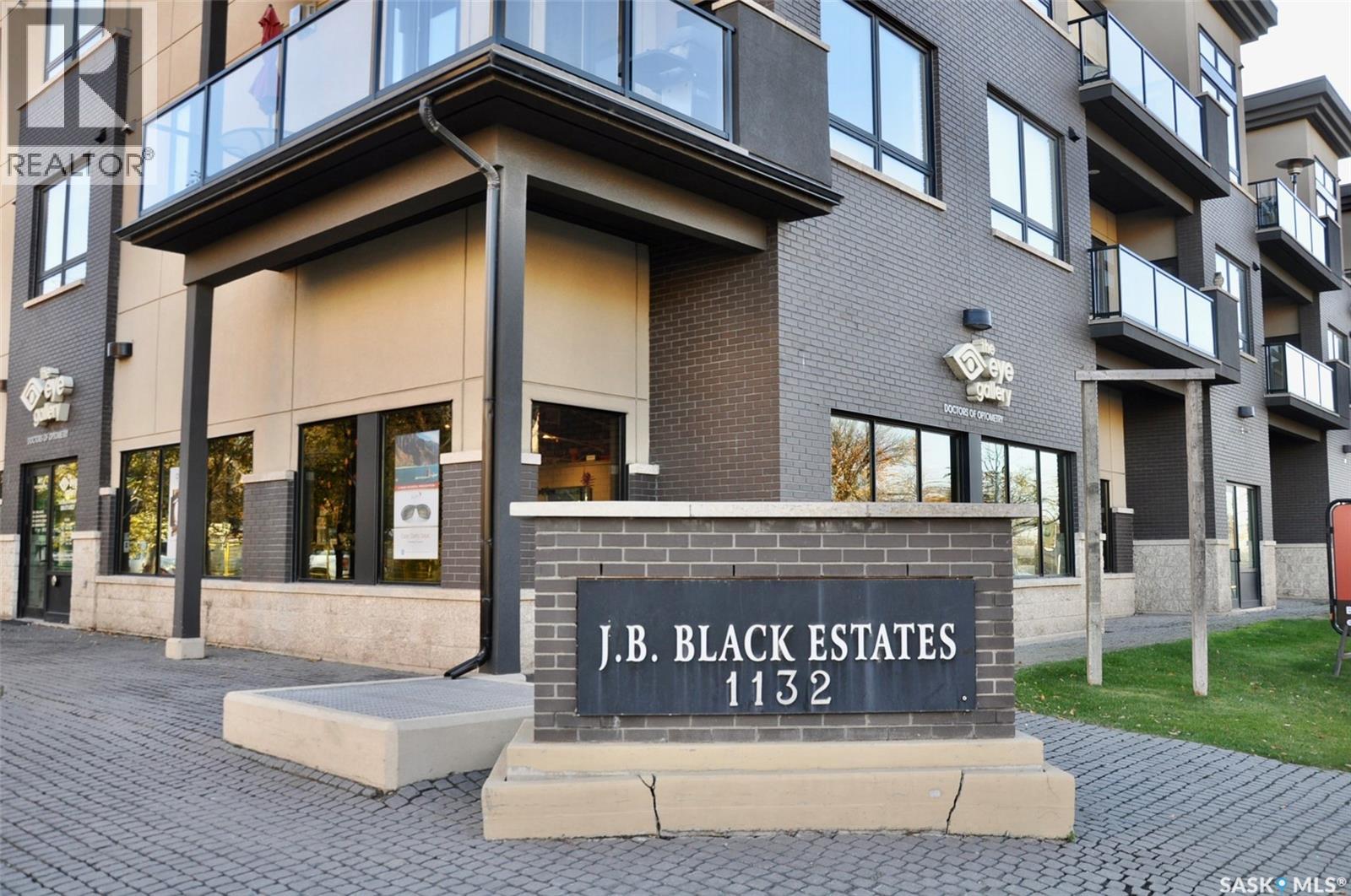 1132 College Drive Unit 206, Saskatoon, SK S7N 0W2