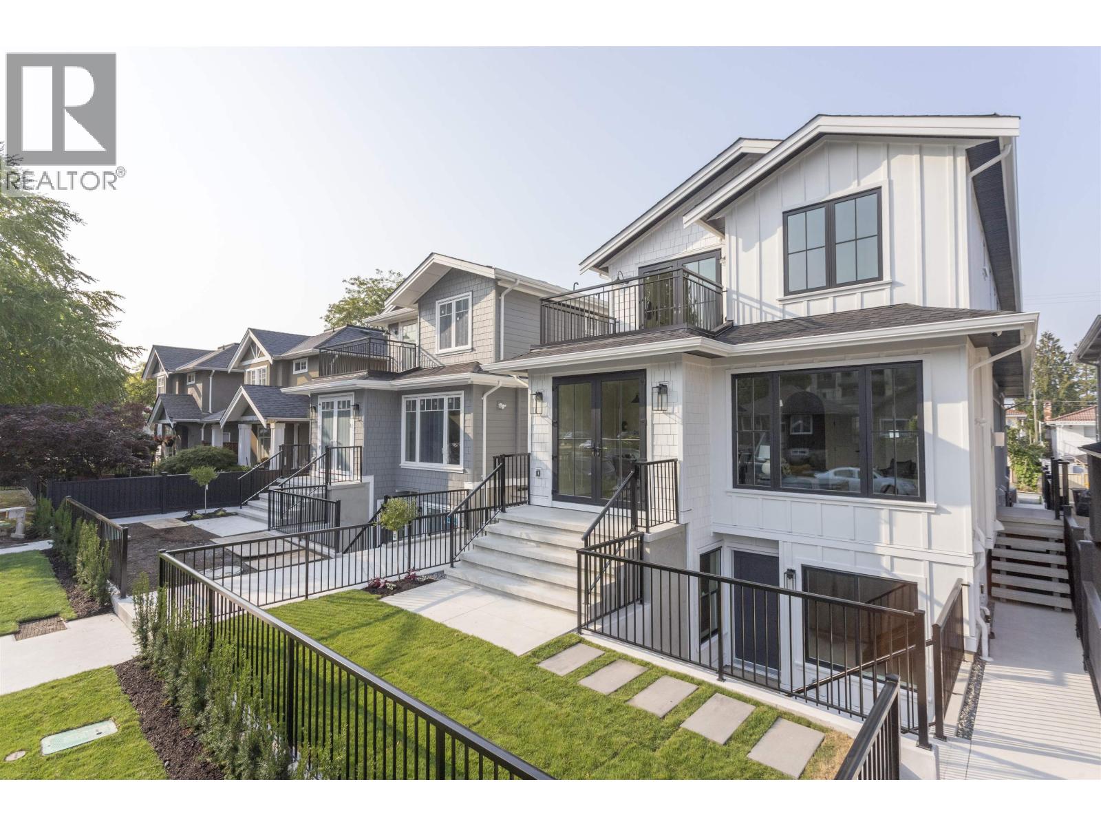4315 Albert Street Unit 1, Burnaby, BC V5C 2E9