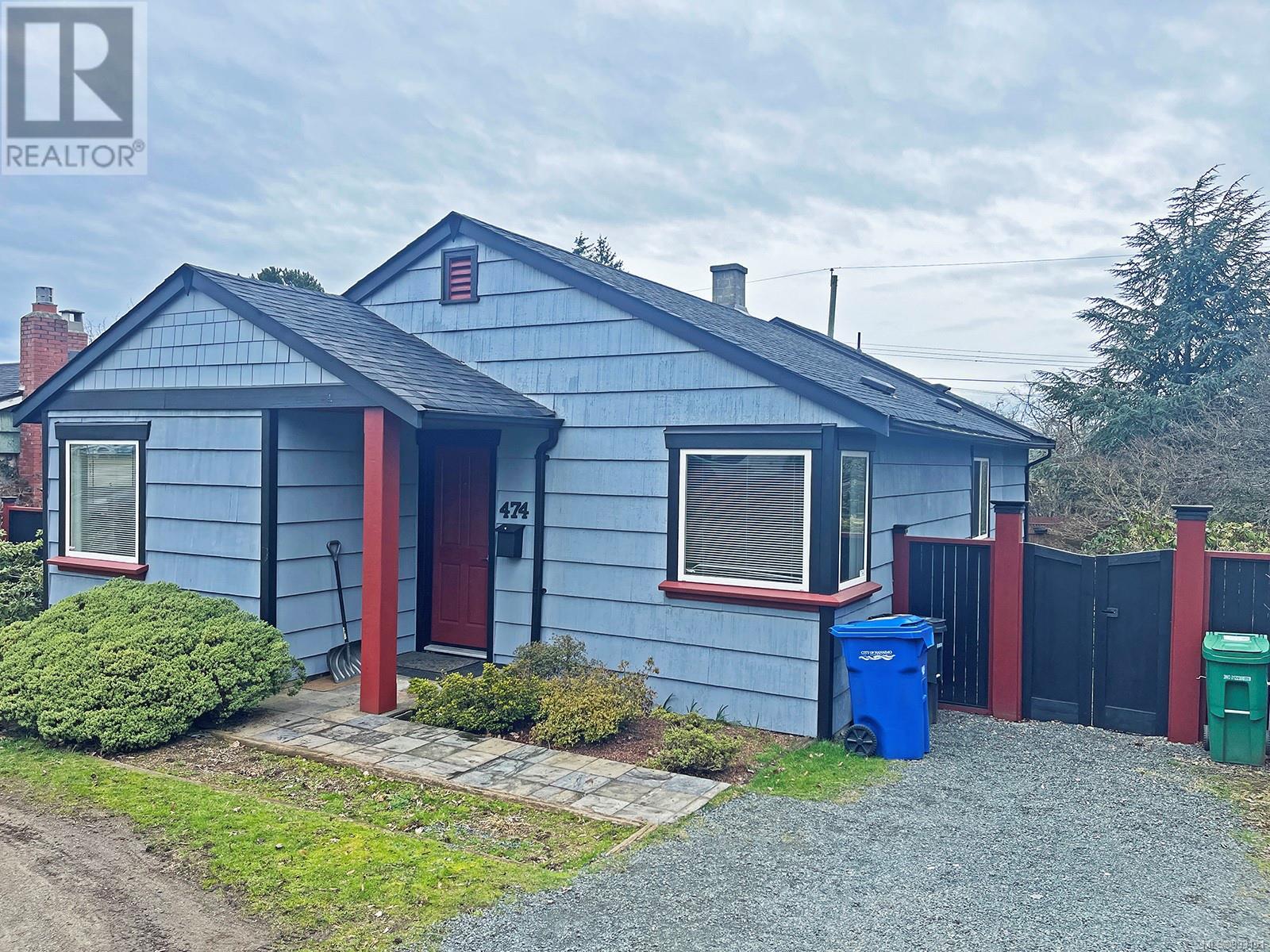 474 486 Wakesiah Ave, Nanaimo, BC V9R 3K9