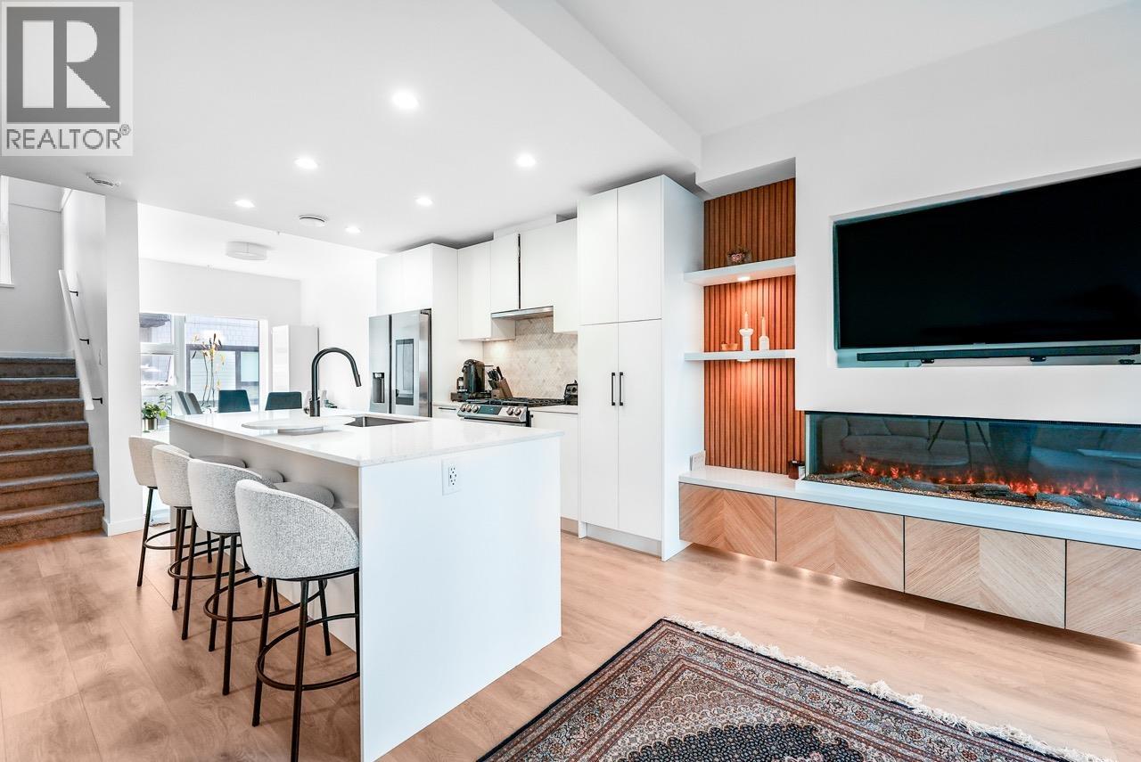 535 E 2nd Street Unit 137, North Vancouver, BC V7L 1E1