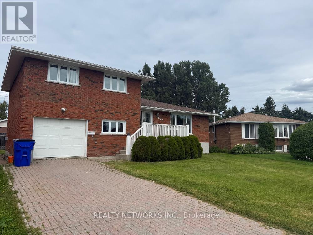 522 Spooner Dr, Timmins, ON P4N 4R5