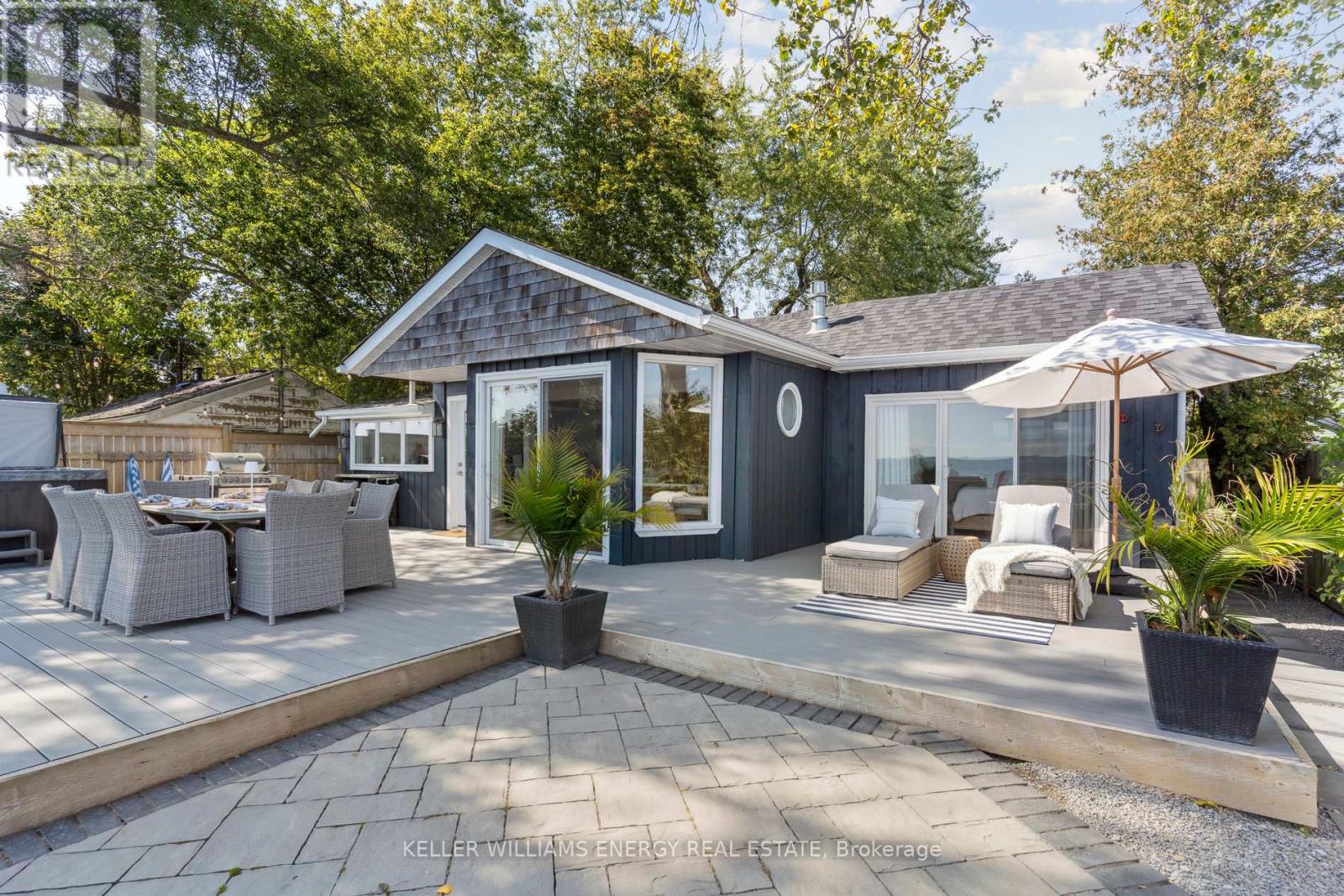 141 Cedar Crest Beach Rd, Clarington, ON L1C 3K3