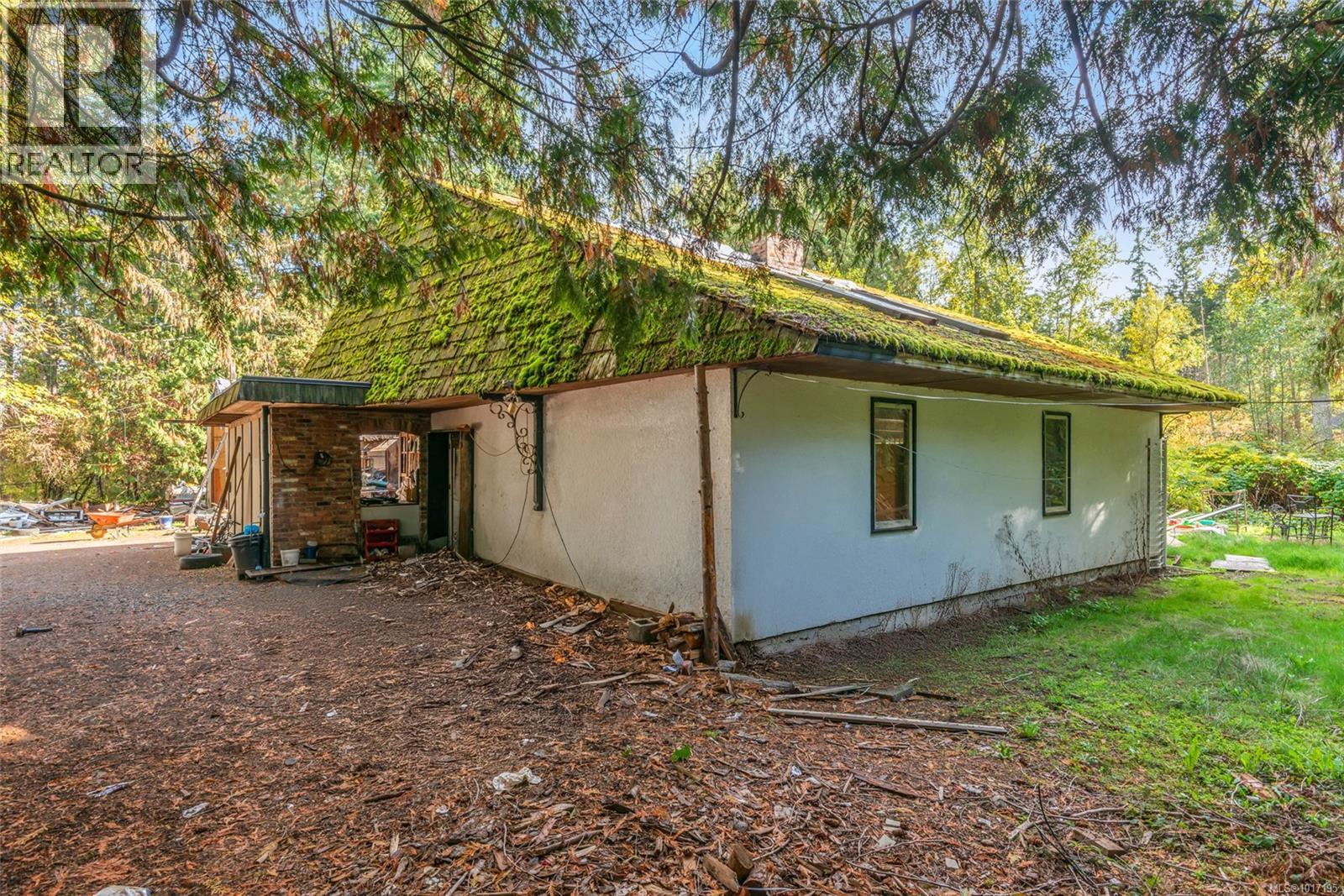 400 Manse Rd, Parksville, BC V9Y 2B2