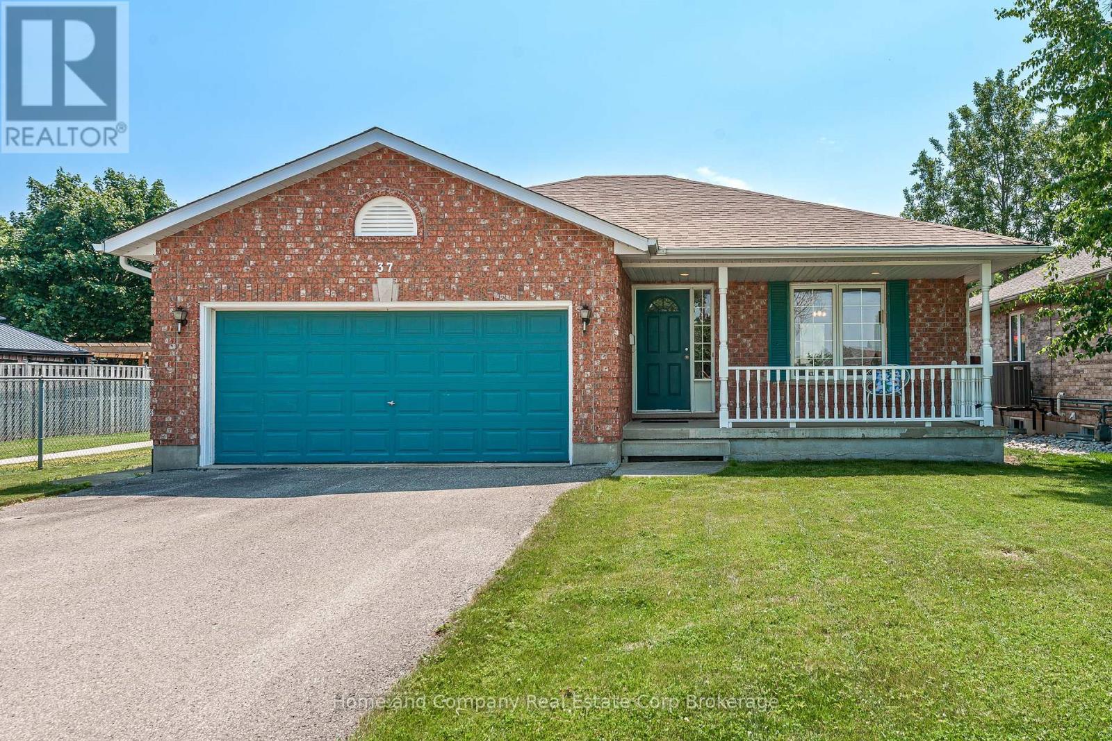 37 Dingman Pl, Stratford, ON N4Z 1J1