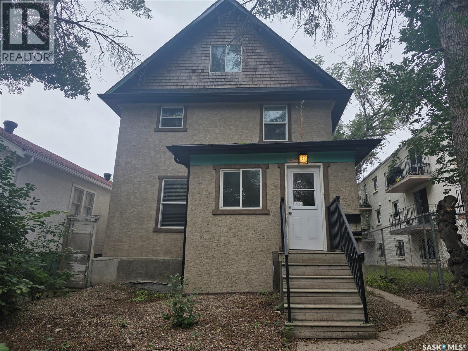 1415 Victoria Ave, Regina, SK S4P 1P8