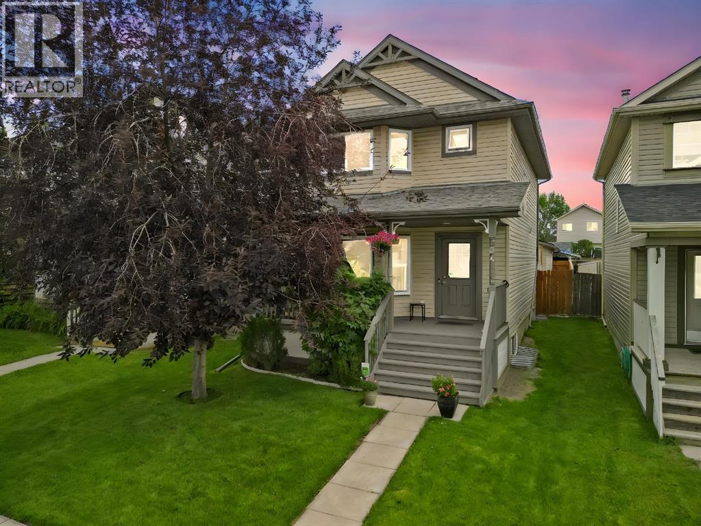 84 Covepark Dr NE, Calgary, AB T3K 5Z5