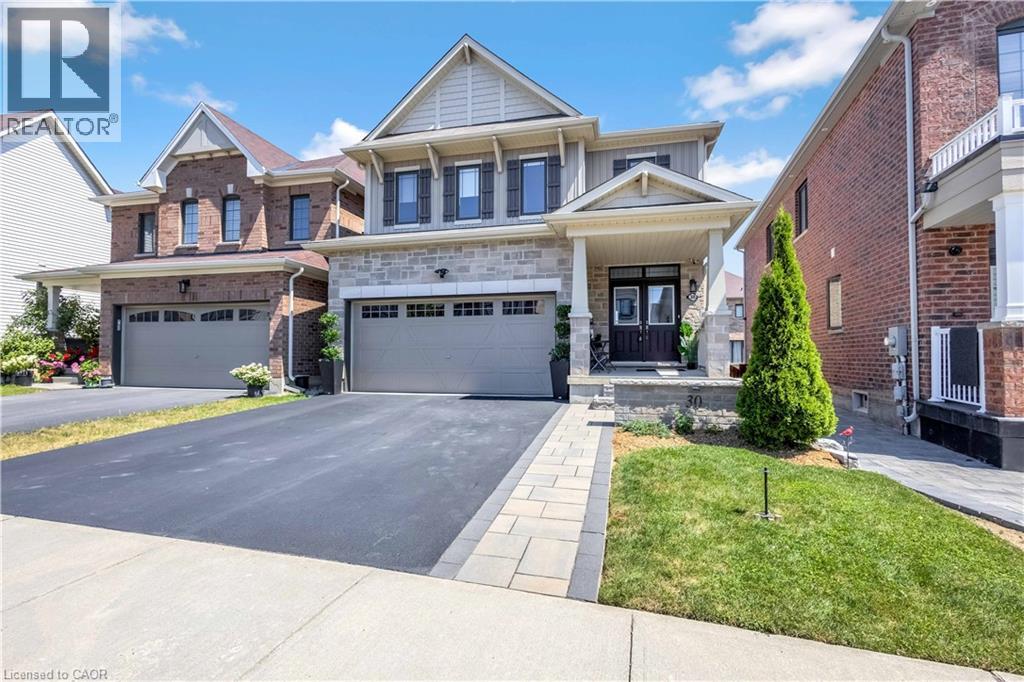 30 Kelso Dr, Caledonia, ON N3W 0B7