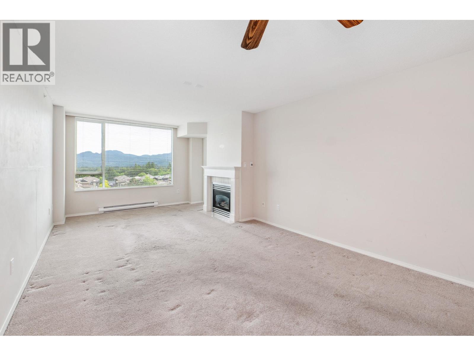 12148 224 Street Unit 810, Maple Ridge, BC V2X 3N8