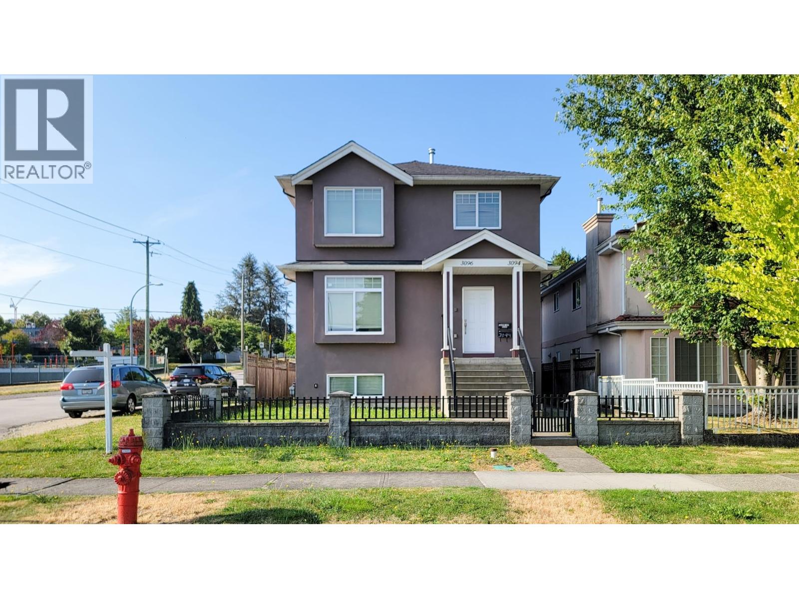3096 E 26th Ave, Vancouver, BC V5R 1L6