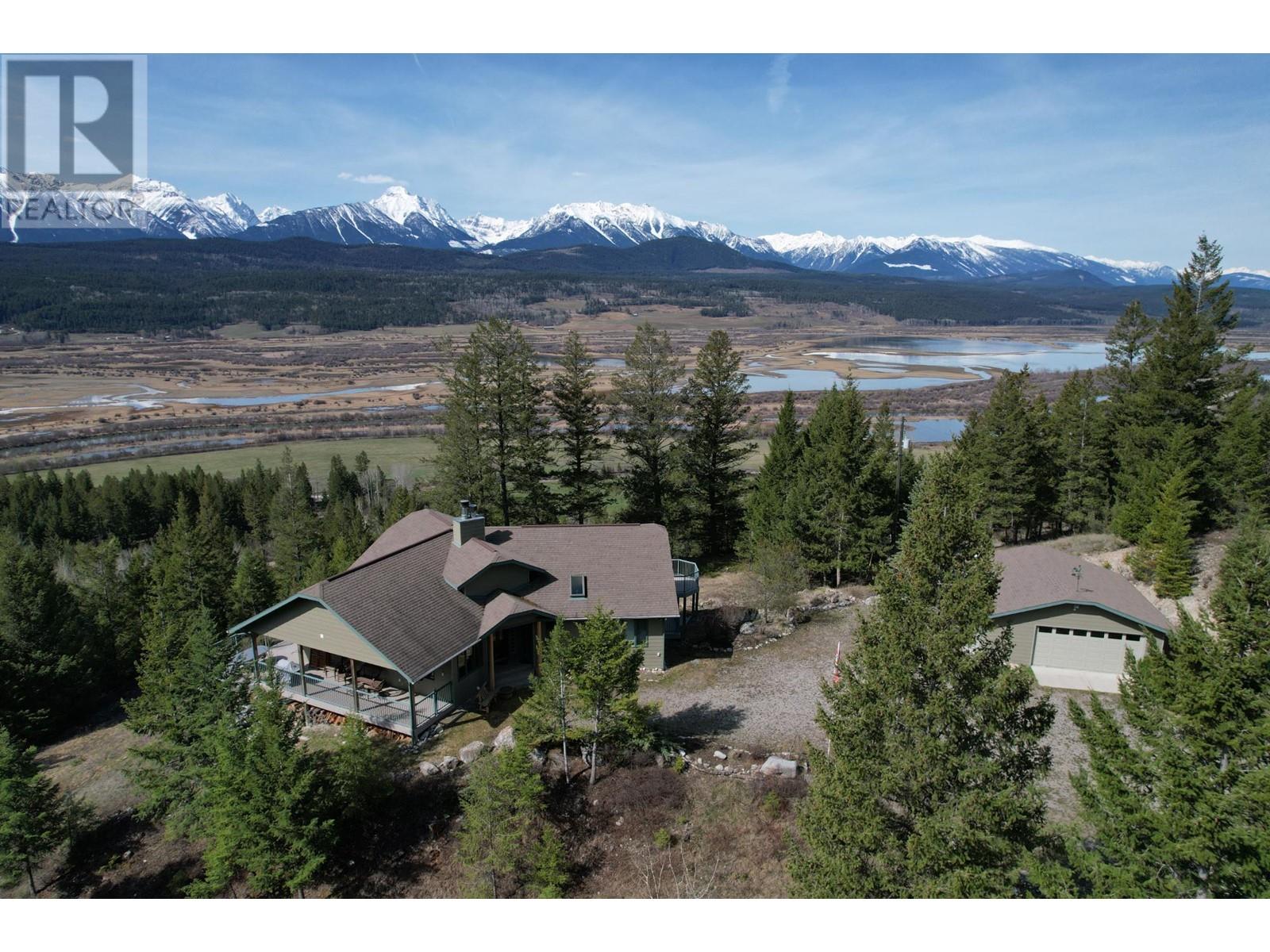 23602380 95 Hwy, Spillimacheen, BC V0A 1P0