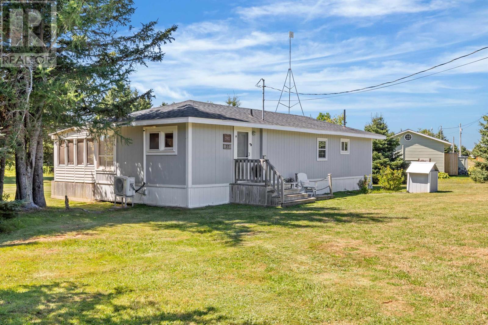 37 Isherwood Dr, Borden-Carleton, PE C0B 1X0