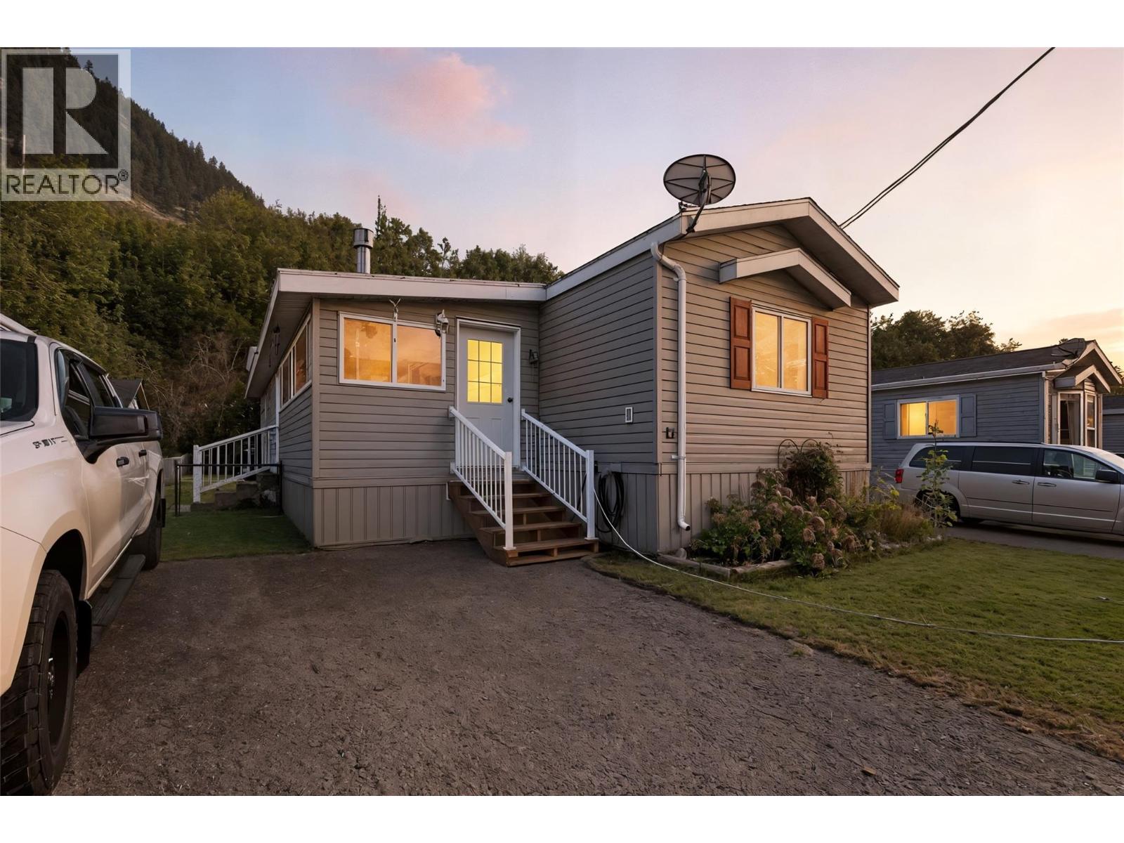 1250 Hillside Avenue Unit 11, Chase, BC V0E 1M0