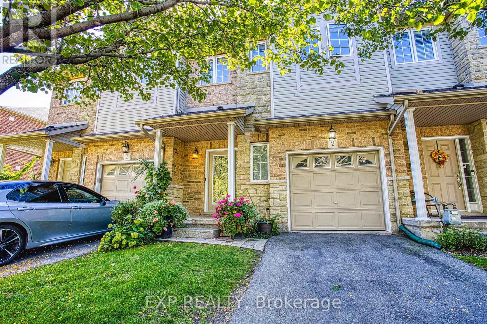 2 25 Ivybridge Dr, Hamilton, ON L8E 0A4