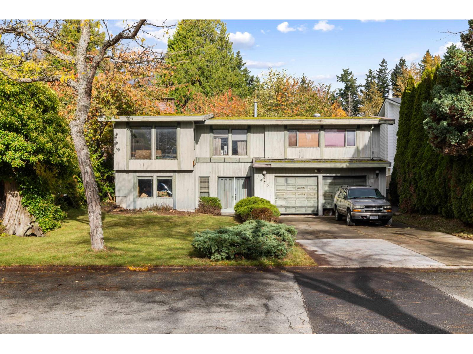 14551 18 Avenue, Surrey, BC V4A 5V6