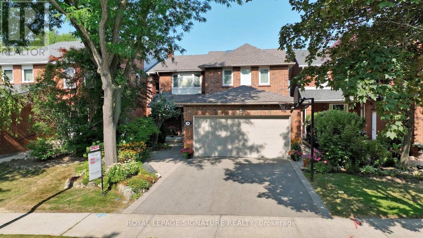 48 Millcroft Way, Vaughan, ON L4J 6N9