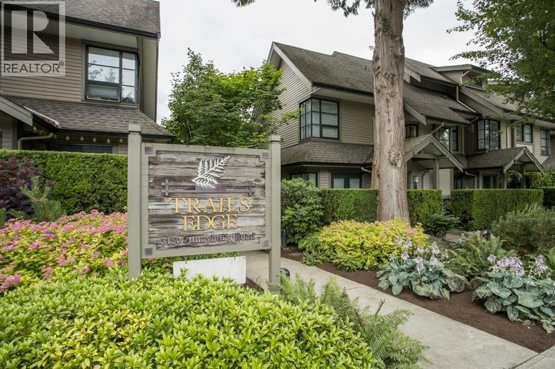 3150 Sunnyhurst Road Unit 10, North Vancouver, BC V7K 2G3