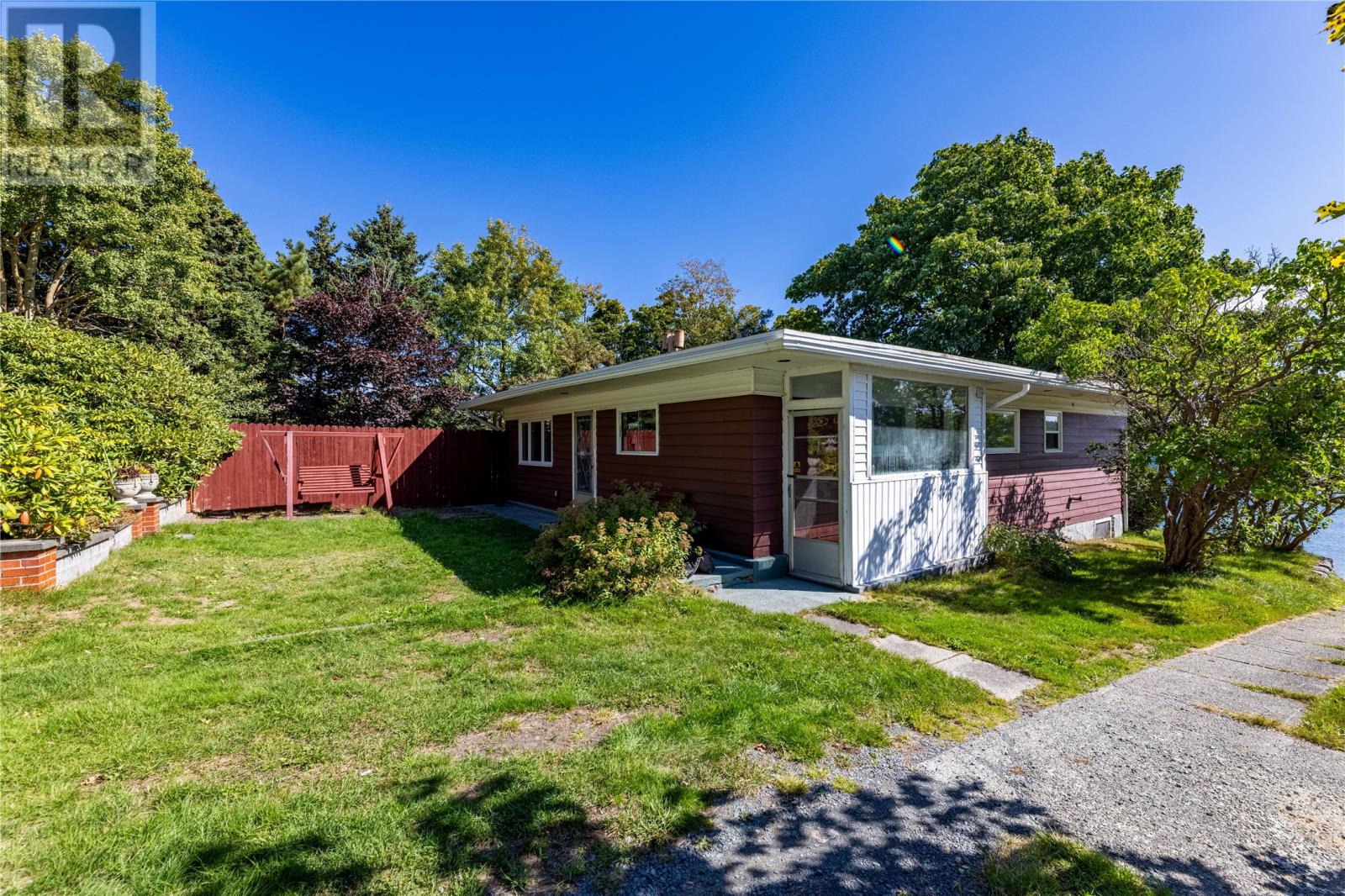 131 Water St, Bay Roberts, NL A0A 1G0