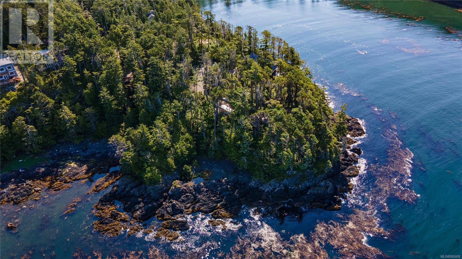 392 Reef Point Rd, Ucluelet, BC V0R 3A0