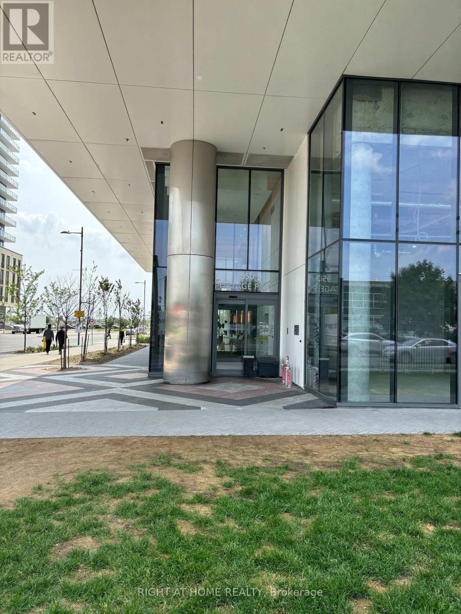 950 Portage Pkwy Ph-11 Pkwy, Vaughan, ON L4K 0J7