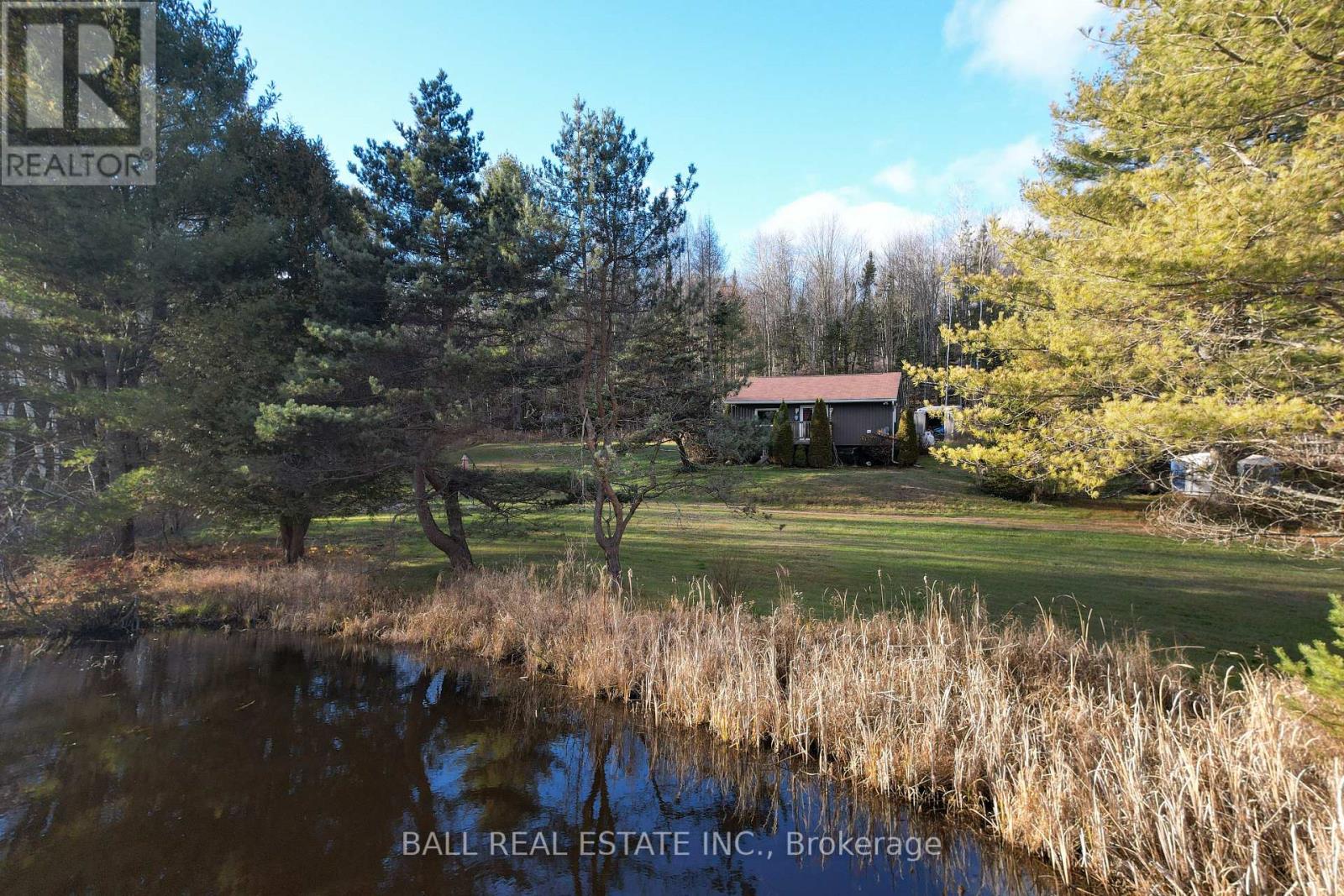 1047 Donroy Rd, Highlands East Glamorgan, ON K0M 1R0