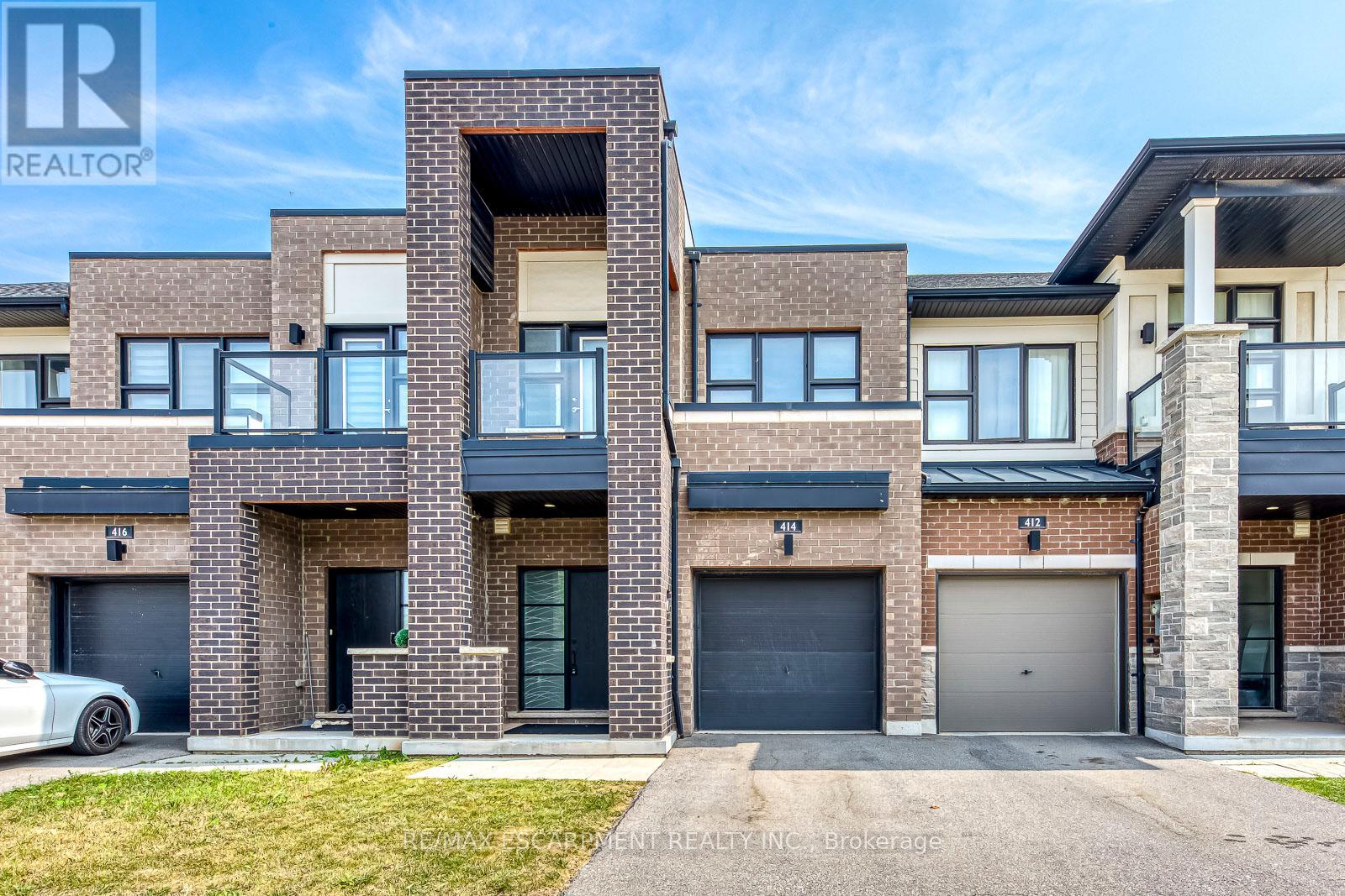 414 Wheat Boom Dr, Oakville, ON L6H 0R4