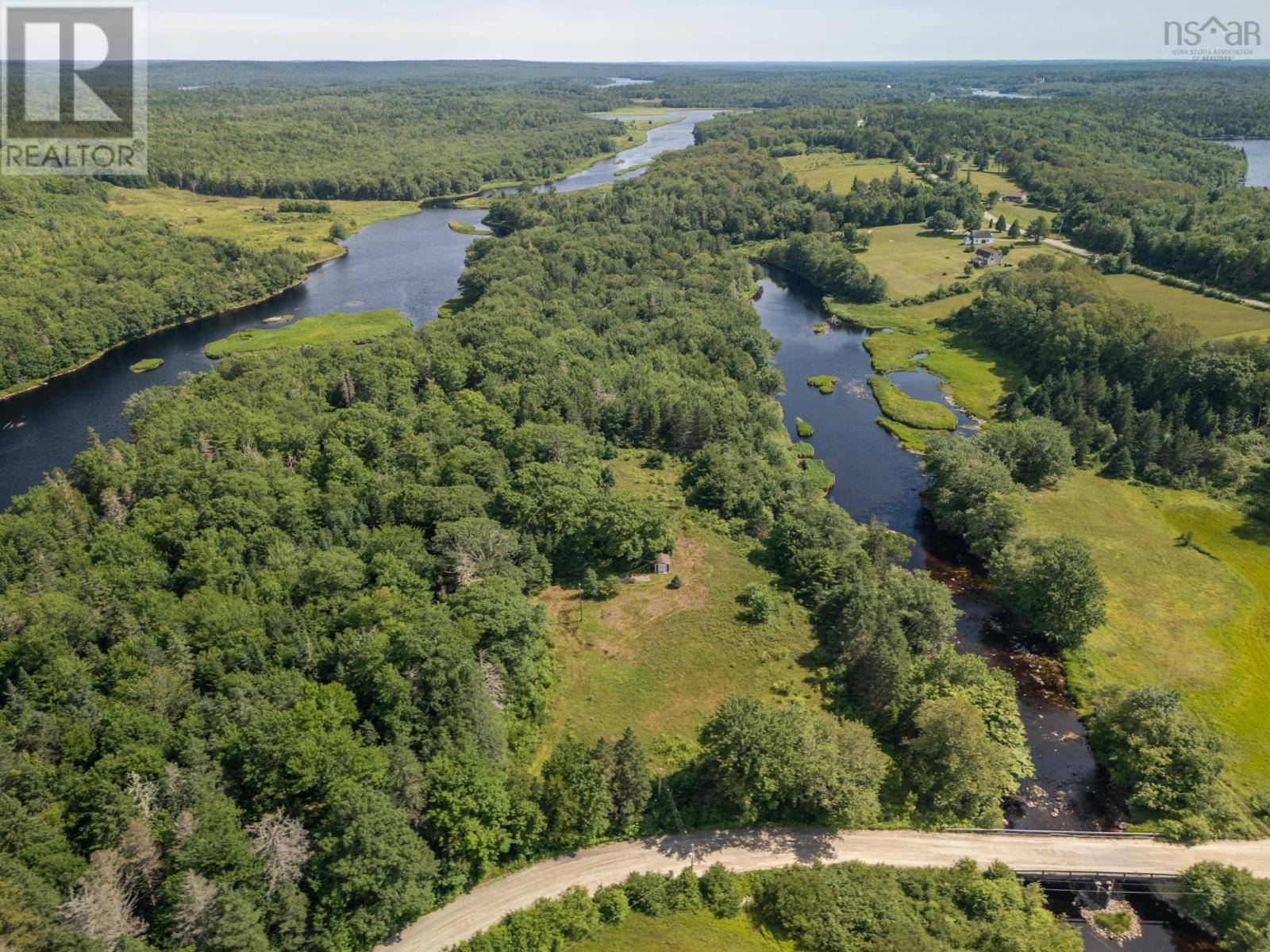 679 Gray Rd, East Kemptville, NS B5A 5P2