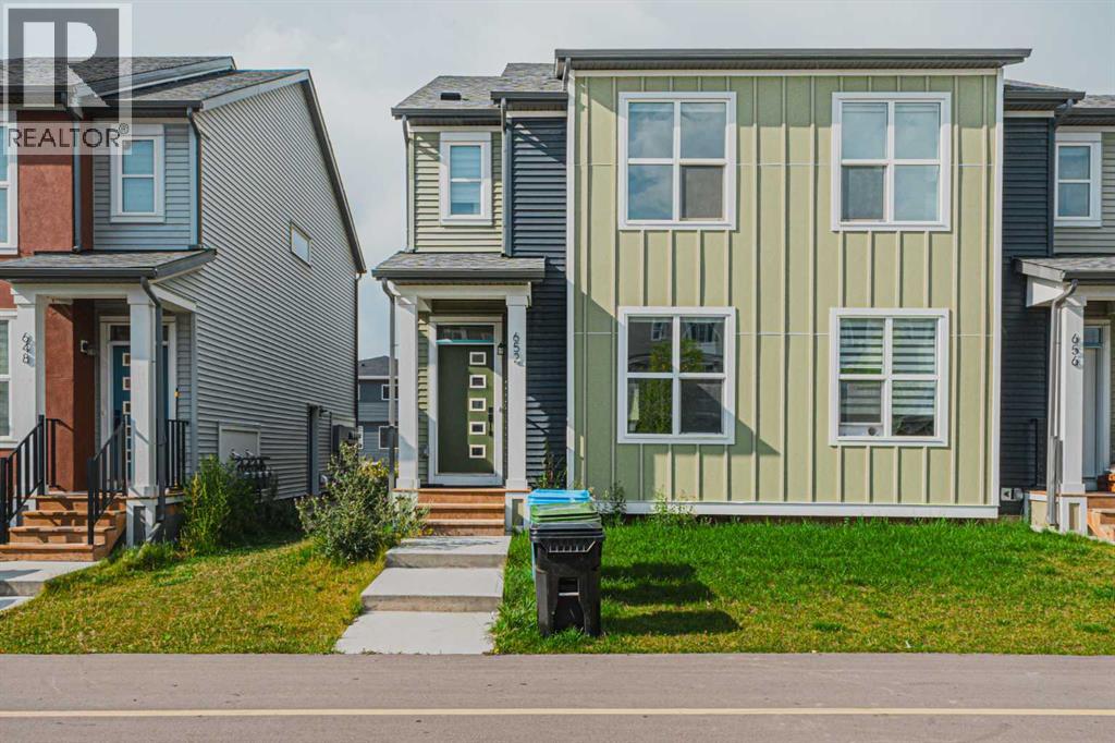 652 Savanna Blvd NE, Calgary, AB T3J 2J9