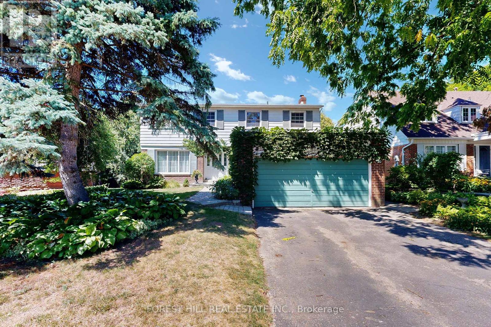 20 Thurgate Cres, Markham, ON L3T 4G3