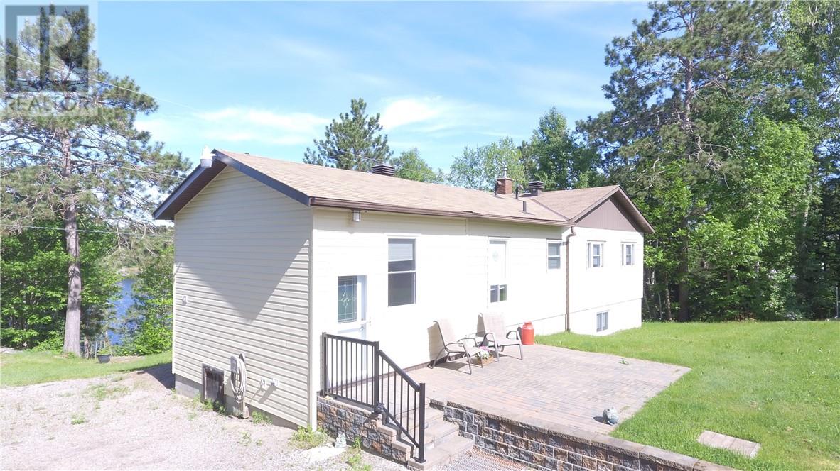 155 Shanty Bay Rd, Monetville, ON P0M 2K0