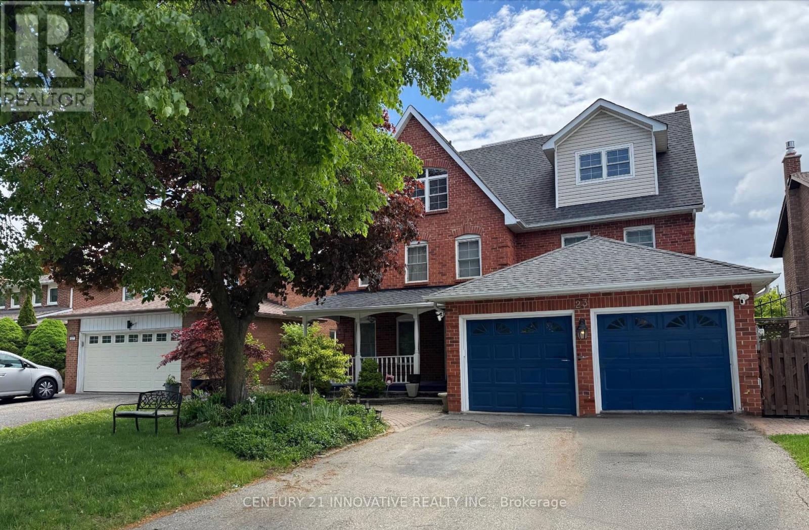 23 Linden Cres, Brampton, ON L6S 4A1