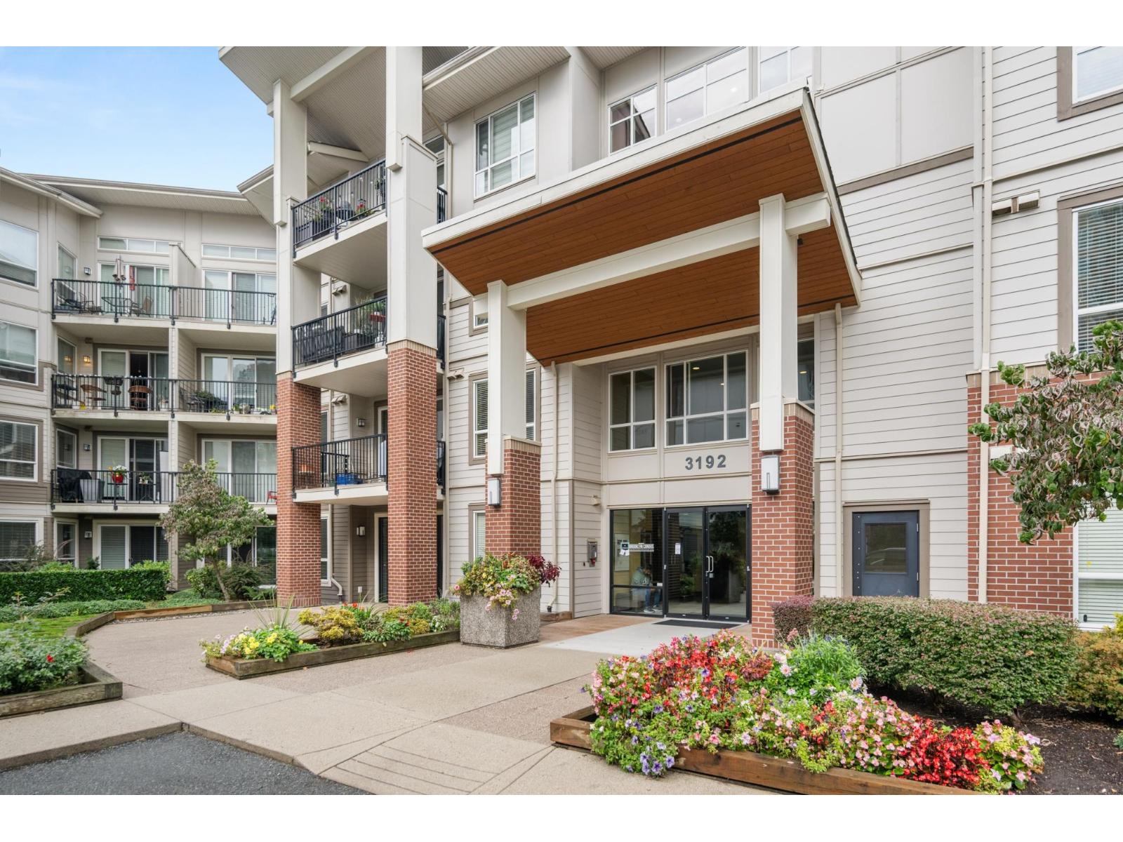 3192 Gladwin Road Unit 309, Abbotsford, BC V2T 6M9