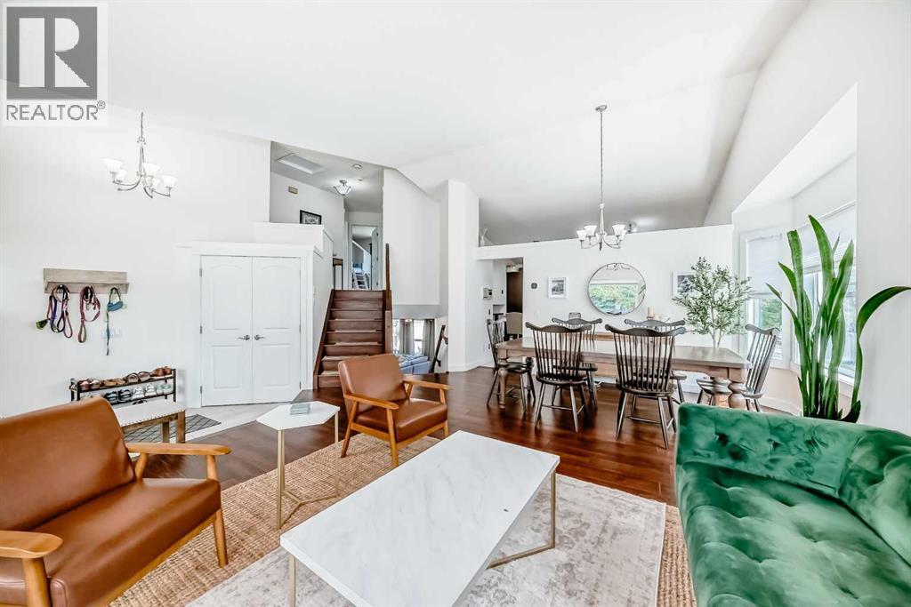 60 Sunlake Rd SE, Calgary, AB T2X 3G1