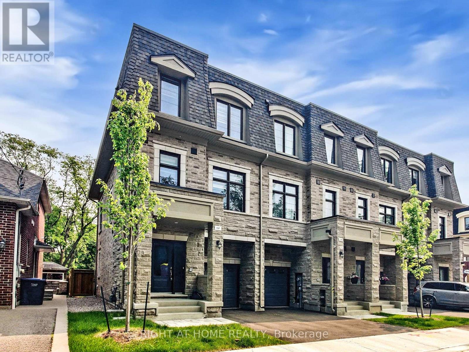 197 Wyndham St, Mississauga Streetsville, ON L5M 2S5