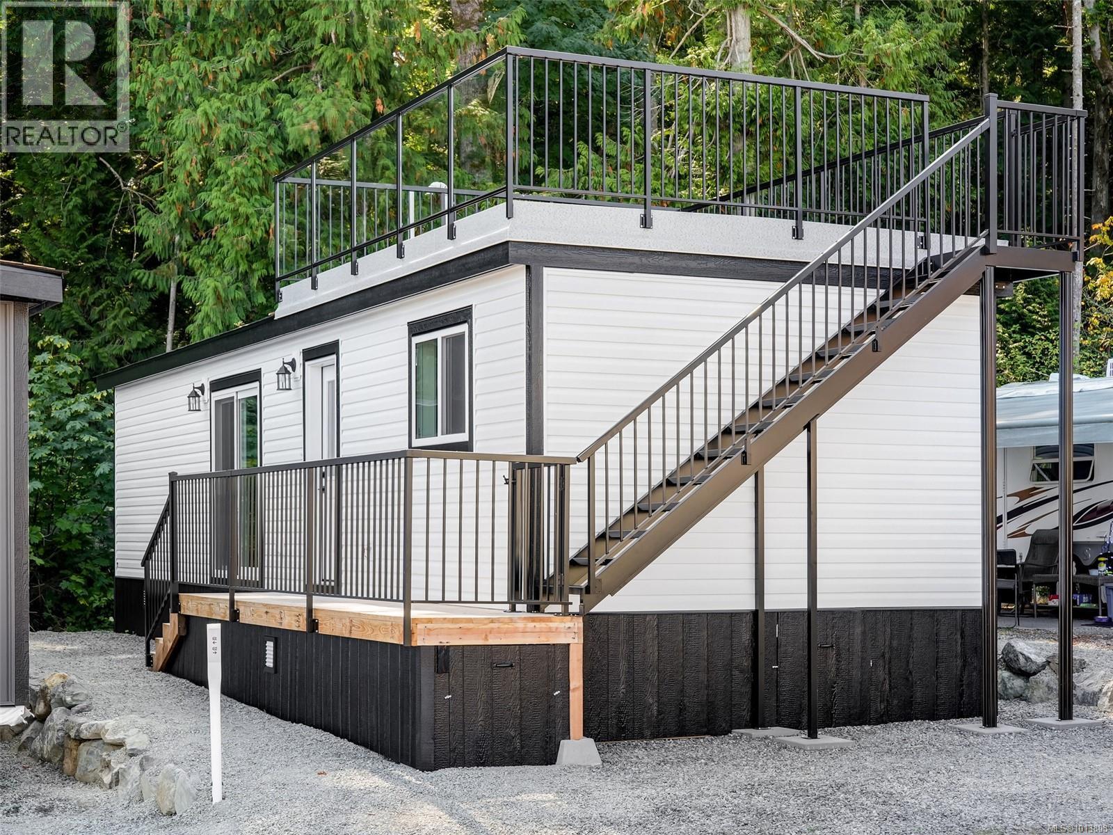 747 Old Place Rd Unit 432 Rd, Central Saanich, BC V8M 0C3