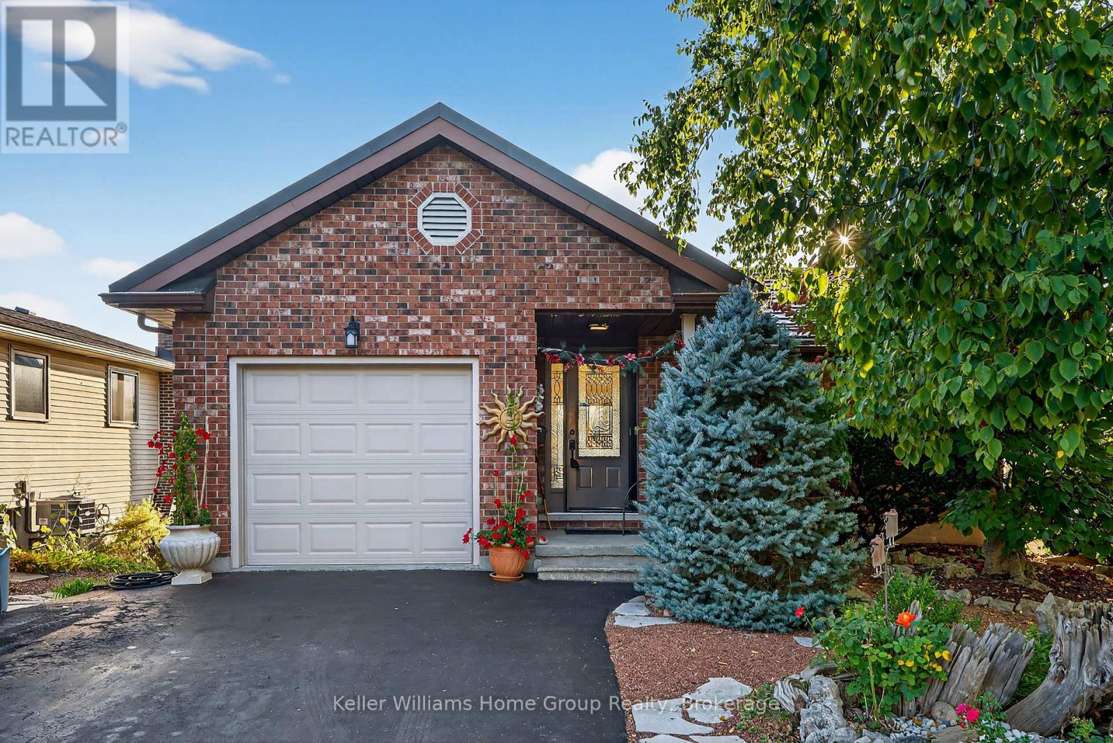 114 Dovercliffe Rd, Guelph, ON N1G 3A6